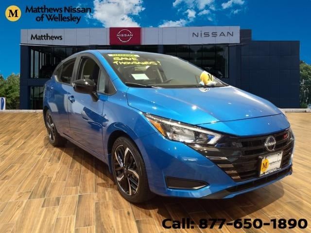 2024 Nissan Versa SR