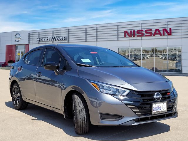 2024 Nissan Versa SR