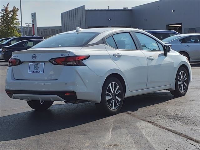 2024 Nissan Versa SV