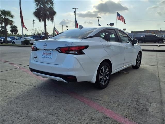 2024 Nissan Versa SV