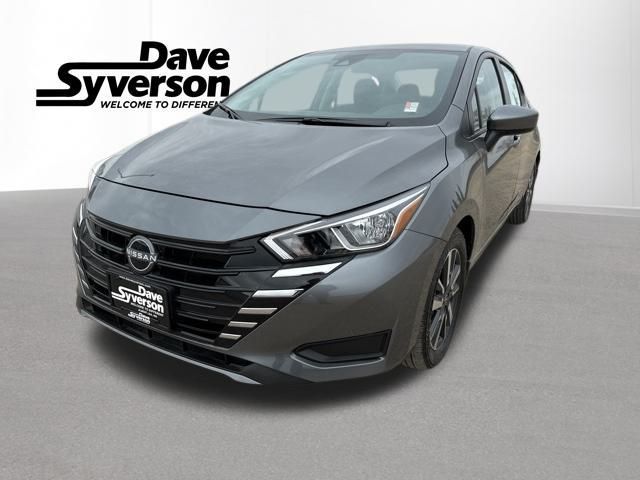 2024 Nissan Versa SV