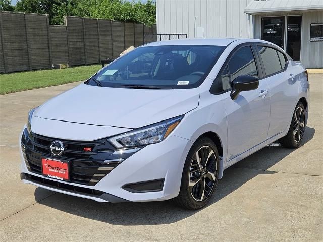 2024 Nissan Versa SR