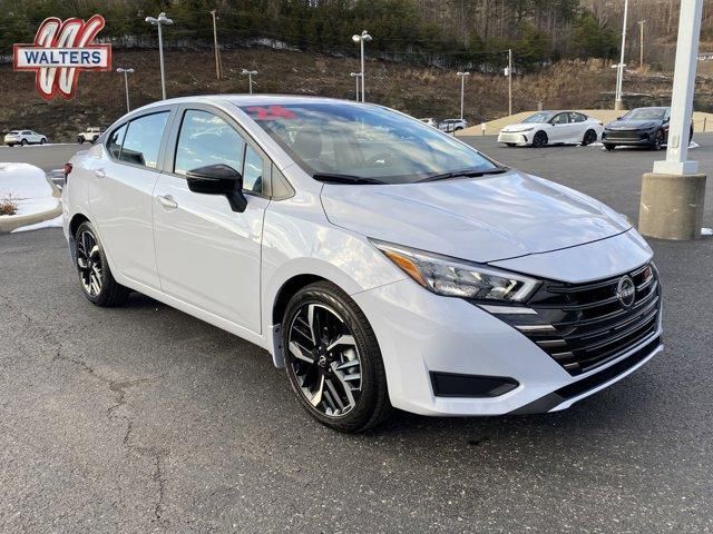 2024 Nissan Versa SR