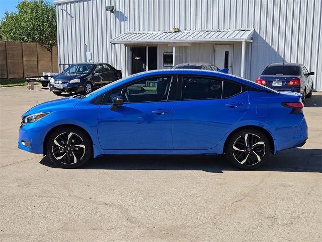 2024 Nissan Versa SR