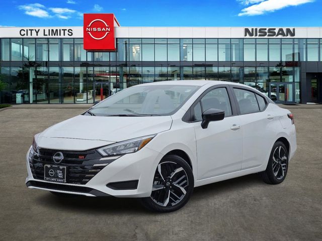 2024 Nissan Versa SR