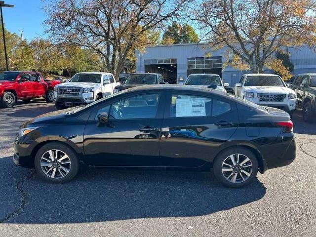 2024 Nissan Versa SV