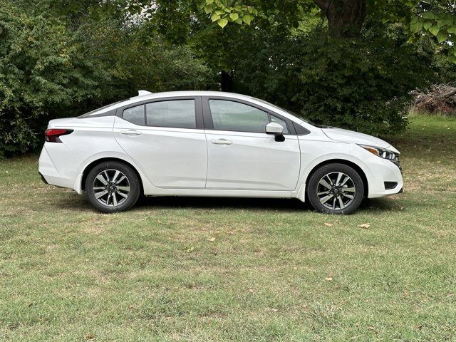 2024 Nissan Versa SV