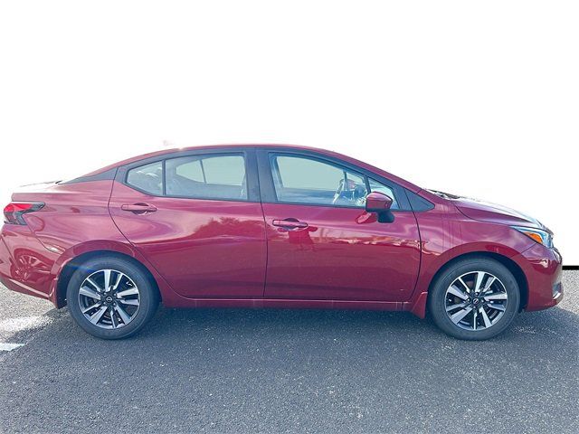 2024 Nissan Versa SV