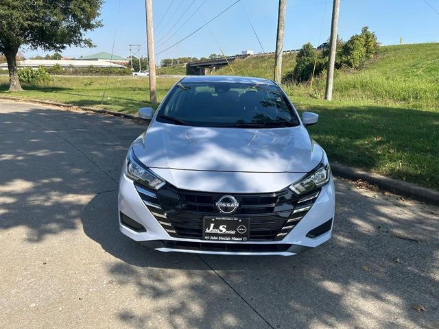 2024 Nissan Versa SV