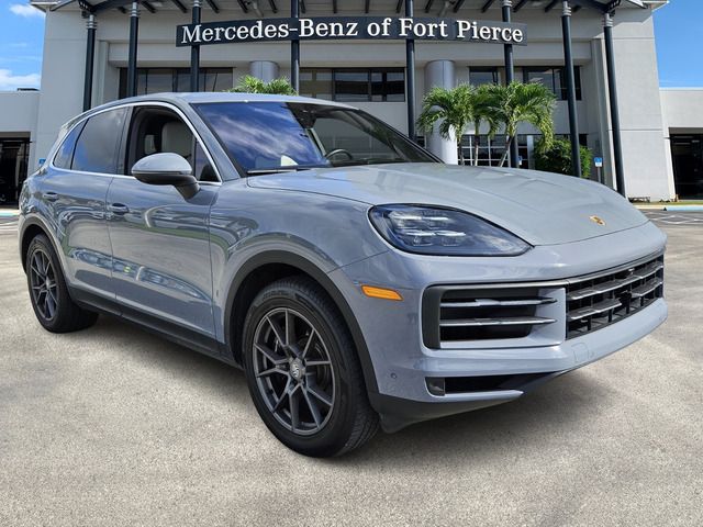 2024 Porsche Cayenne S