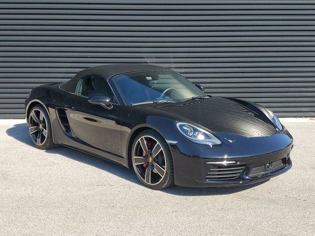 2024 Porsche 718 Boxster S