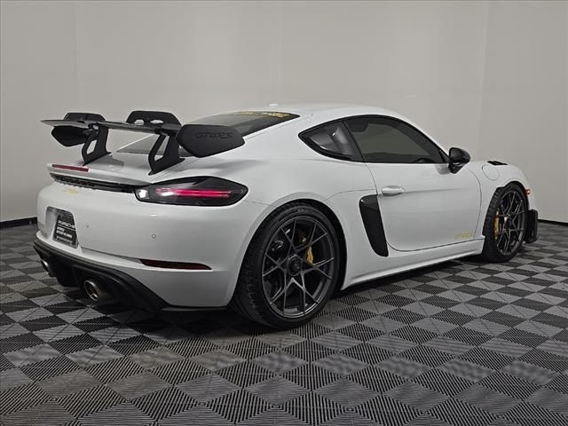 2024 Porsche 718 Cayman GT4 RS