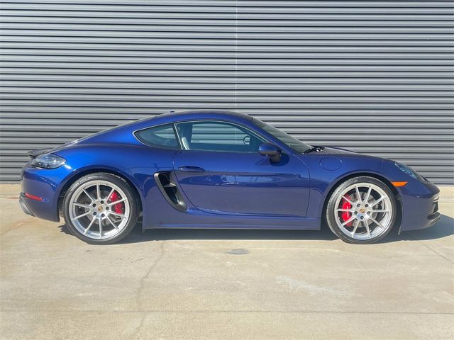 2024 Porsche 718 Cayman GTS 4.0