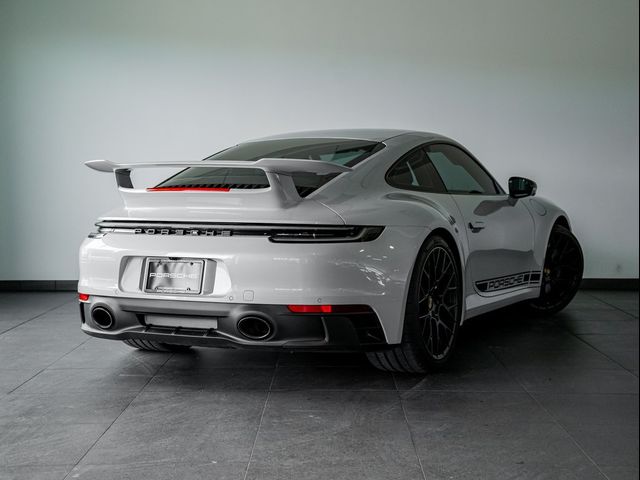 2024 Porsche 911 Carrera GTS