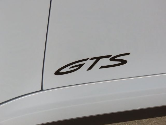 2024 Porsche 911 Carrera GTS