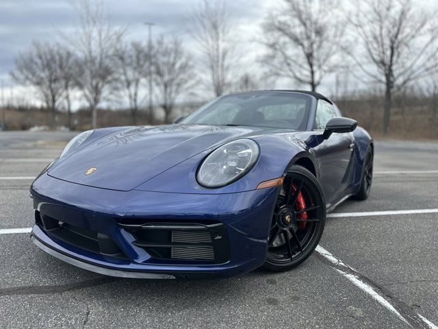 2024 Porsche 911 4 GTS