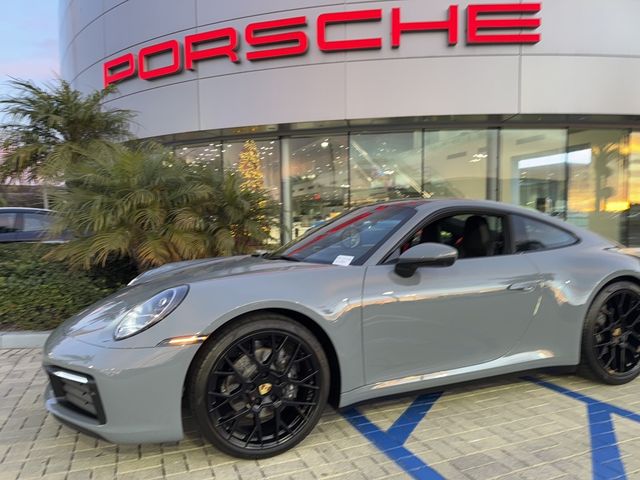 2024 Porsche 911 Carrera