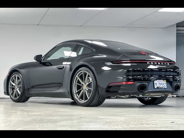 2024 Porsche 911 Carrera