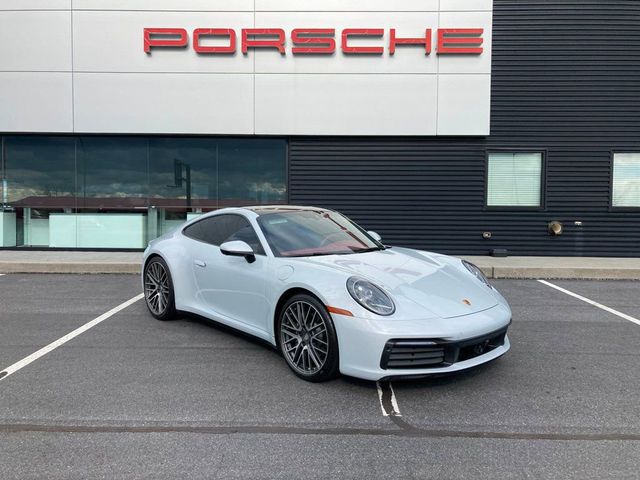 2024 Porsche 911 Carrera
