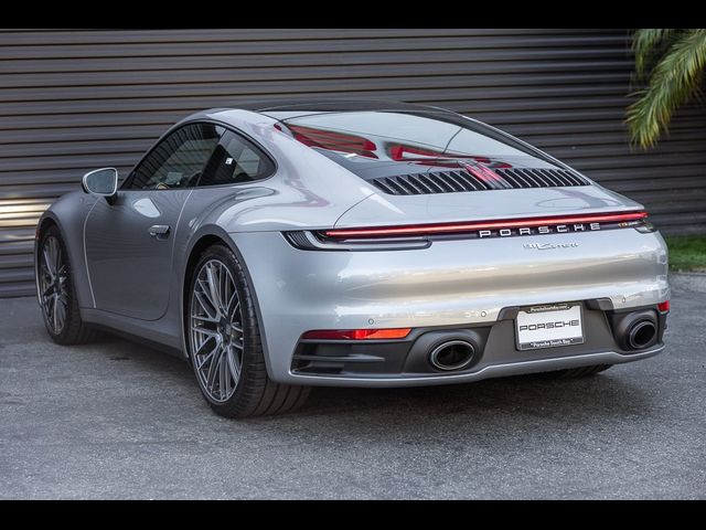 2024 Porsche 911 Carrera