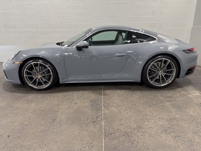 2024 Porsche 911 Carrera