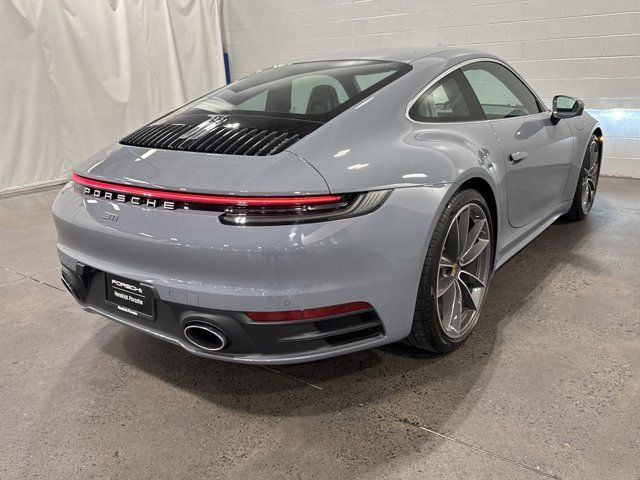 2024 Porsche 911 Carrera