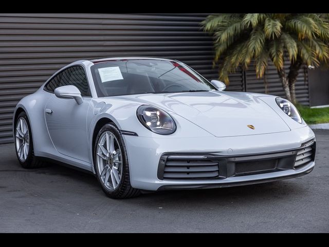 2024 Porsche 911 Carrera