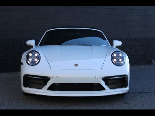 2024 Porsche 911 Carrera