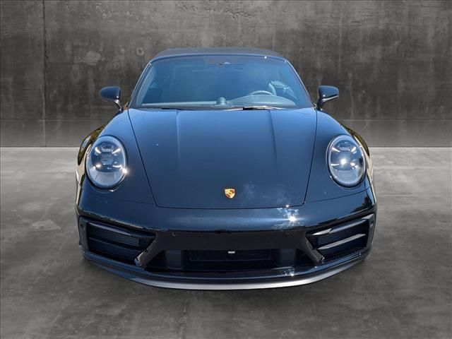 2024 Porsche 911 Carrera 4 GTS