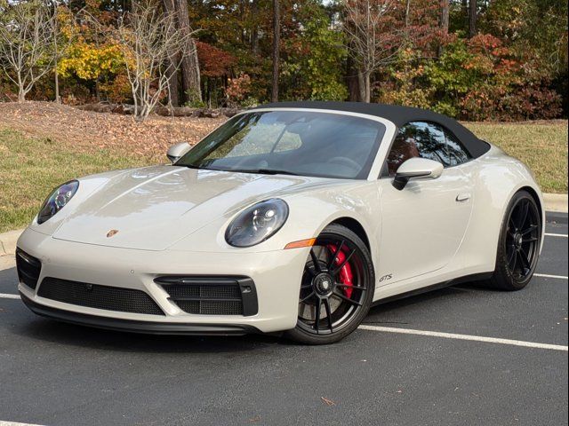 2024 Porsche 911 Carrera 4 GTS