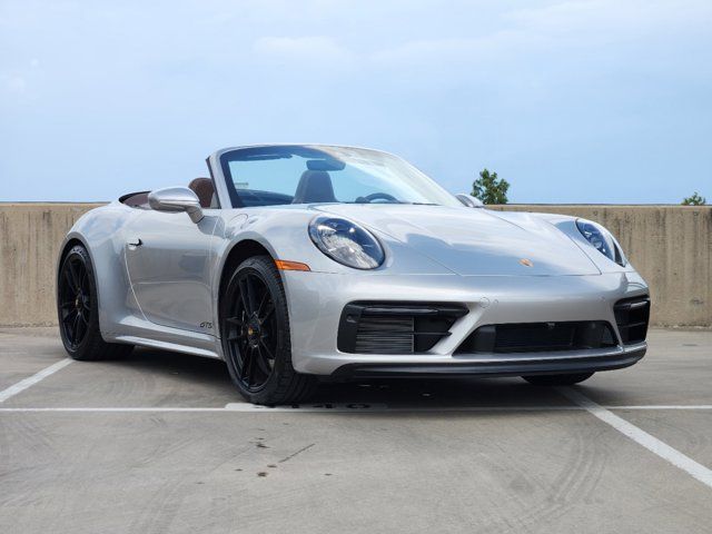 2024 Porsche 911 Carrera 4 GTS