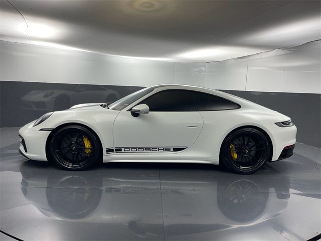 2024 Porsche 911 Carrera 4 GTS