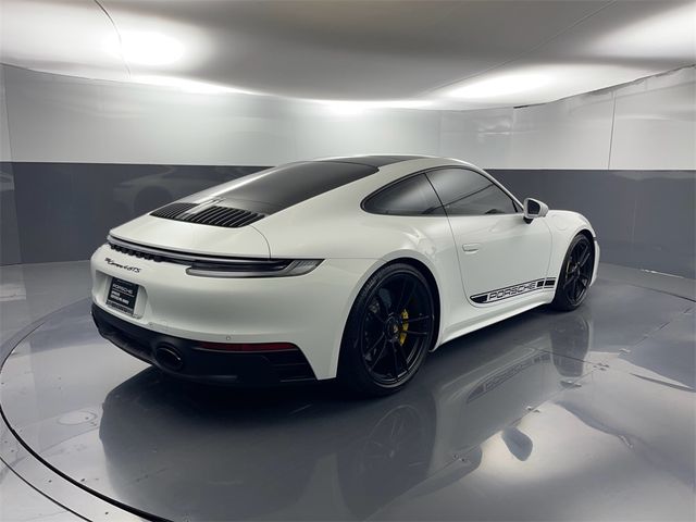 2024 Porsche 911 Carrera 4 GTS