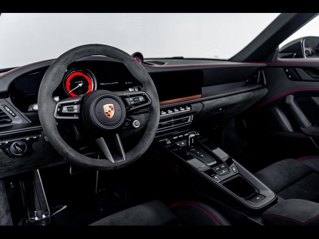 2024 Porsche 911 Carrera 4 GTS