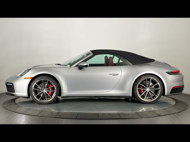 2024 Porsche 911 Carrera 4 GTS