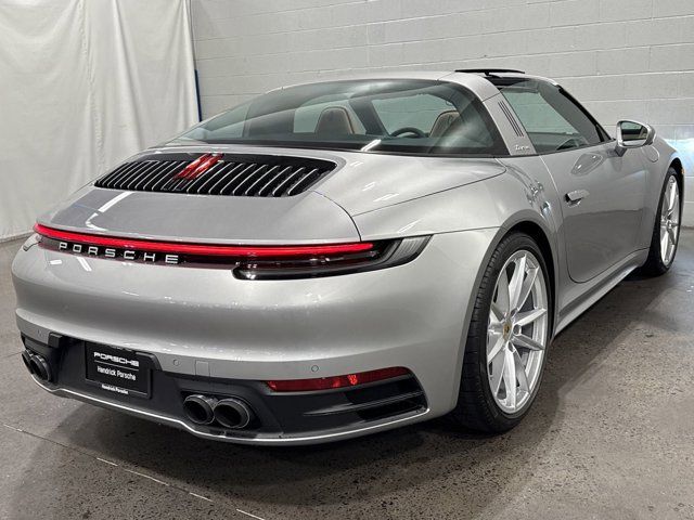 2024 Porsche 911 4