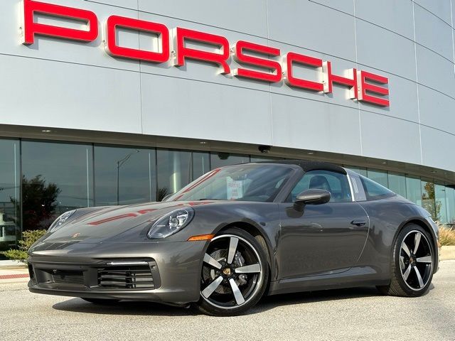 2024 Porsche 911 4