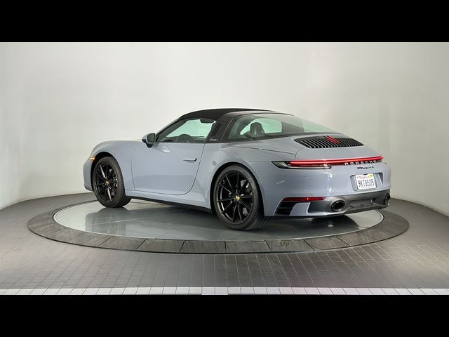 2024 Porsche 911 4S