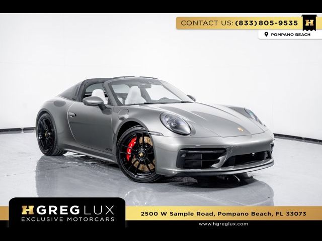 2024 Porsche 911 4 GTS