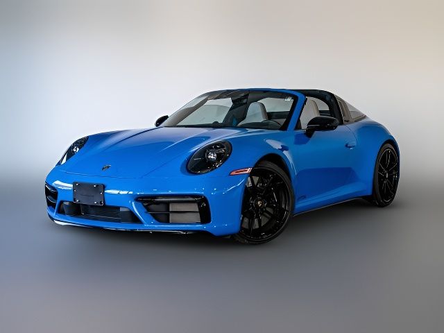 2024 Porsche 911 4 GTS