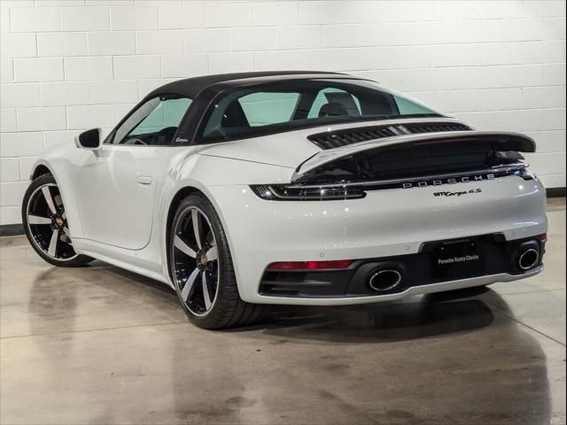 2024 Porsche 911 4S