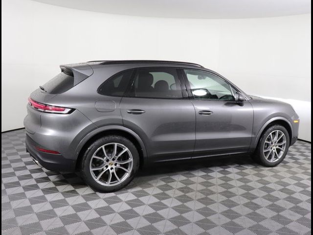 2024 Porsche Cayenne Base