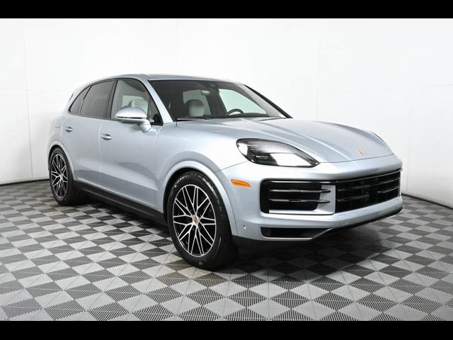 2024 Porsche Cayenne Base