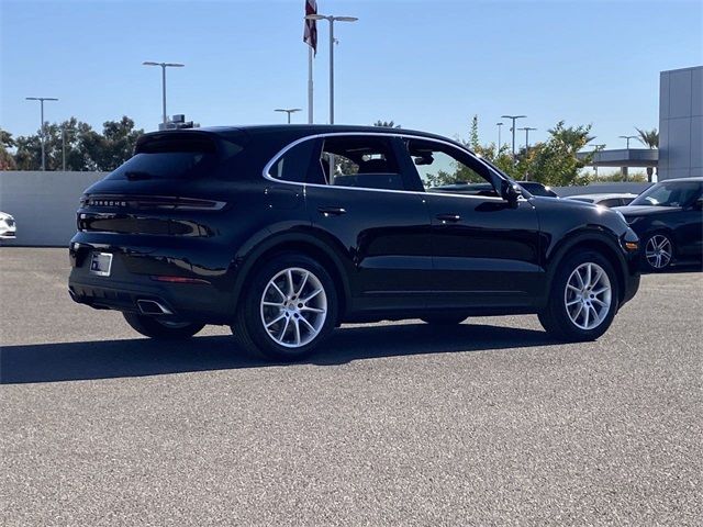 2024 Porsche Cayenne Base