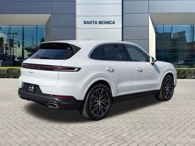 2024 Porsche Cayenne Base