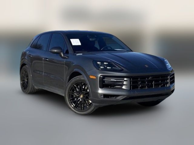 2024 Porsche Cayenne Base