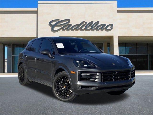 2024 Porsche Cayenne Base