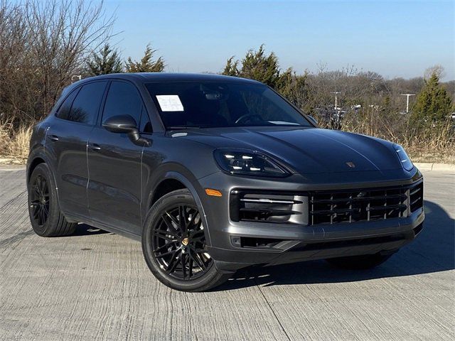 2024 Porsche Cayenne Base