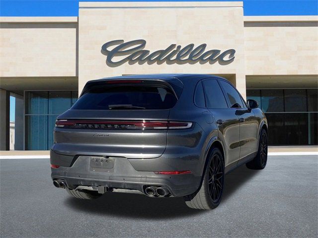 2024 Porsche Cayenne Base