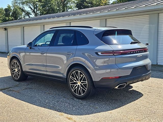 2024 Porsche Cayenne Base